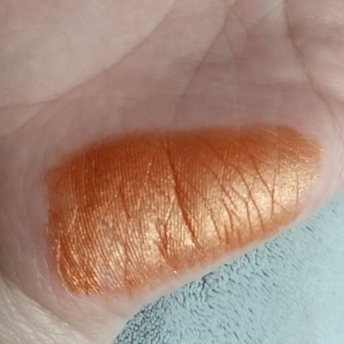 カラースティック/BYREDO/スティックアイシャドウを使ったクチコミ(3枚目)