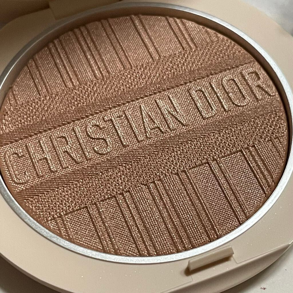 ディオールスキン フォーエヴァー クチュール ルミナイザー/Dior/プレストパウダーを使ったクチコミ(2枚目)