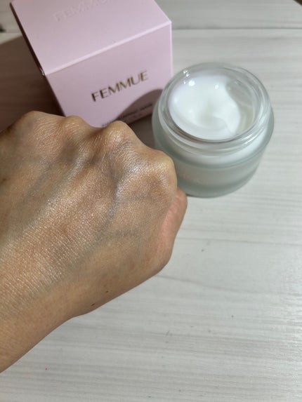 デイジーウォーター スリーピングマスク/FEMMUE/フェイスクリームを使ったクチコミ(5枚目)
