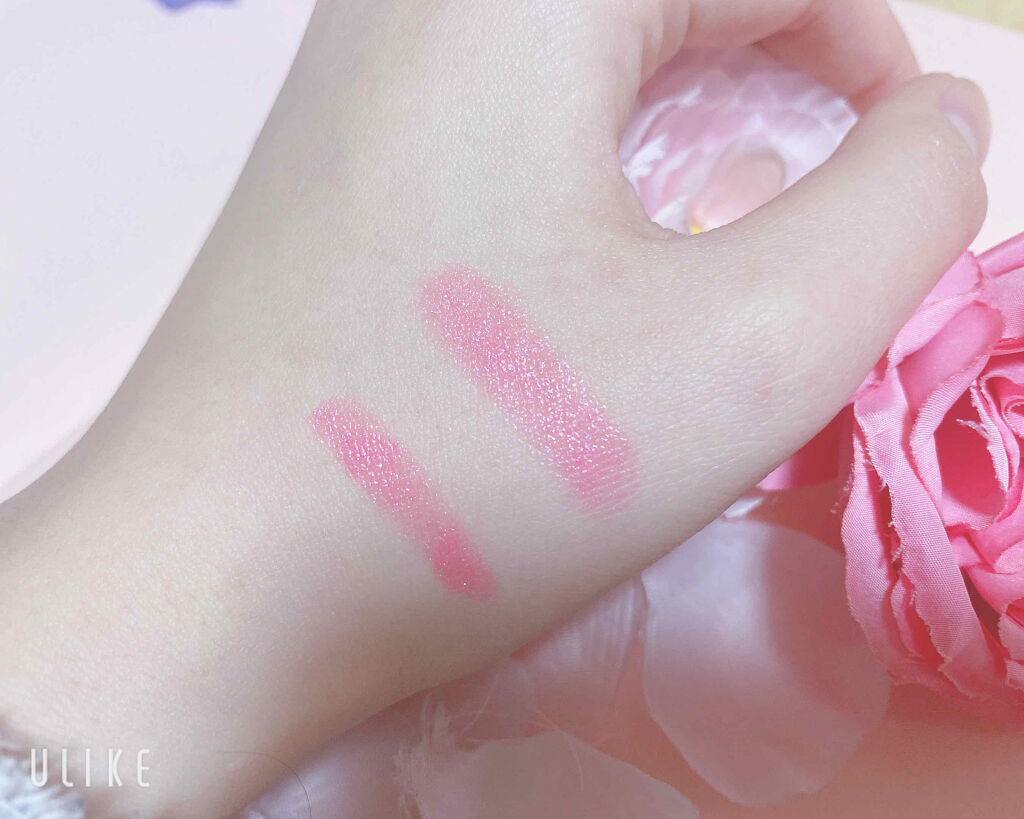 リップブロッサム シャイニーサテン 10 brilliant hibiscus ★限定色/JILL STUART/口紅を使ったクチコミ（2枚目）