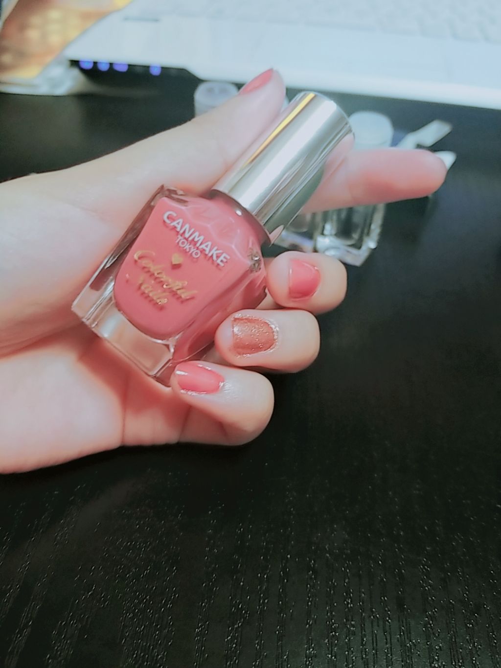 カラフルネイルズ/キャンメイク/マニキュアを使ったクチコミ（2枚目）