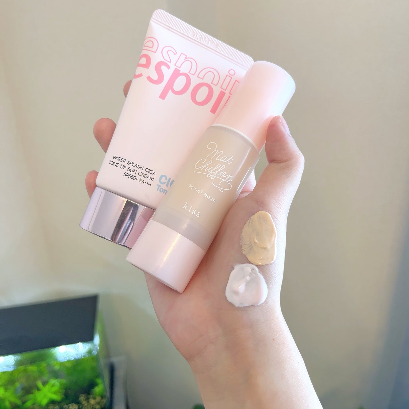 マットシフォンUVモイストベース/KiSS/化粧下地を使ったクチコミ(4枚目)