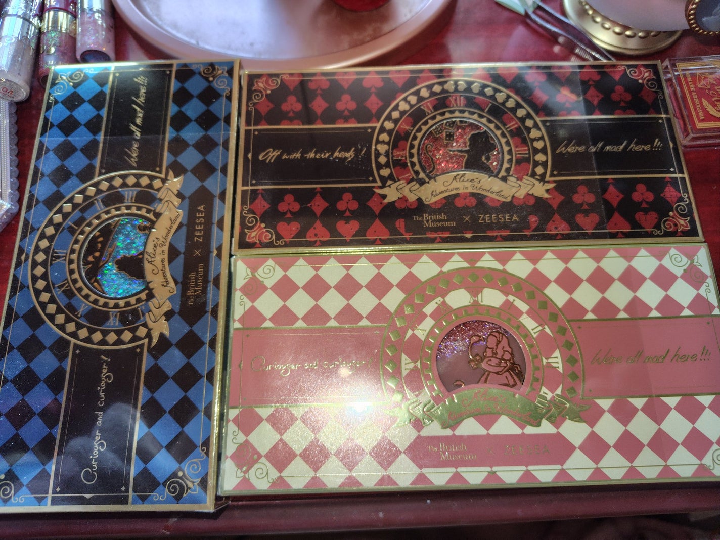 アリスドリームランドシリーズ 12色アイシャドウパレット(ZEESEA×大英博物館)/ZEESEA/アイシャドウパレットを使ったクチコミ(1枚目)
