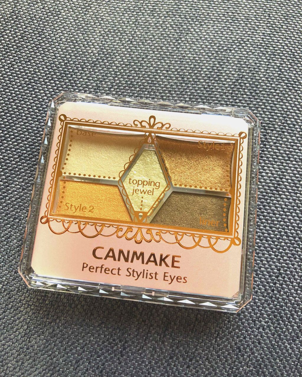 プリズム エアー シャドウ/CLIO/単色アイシャドウを使ったクチコミ（1枚目）