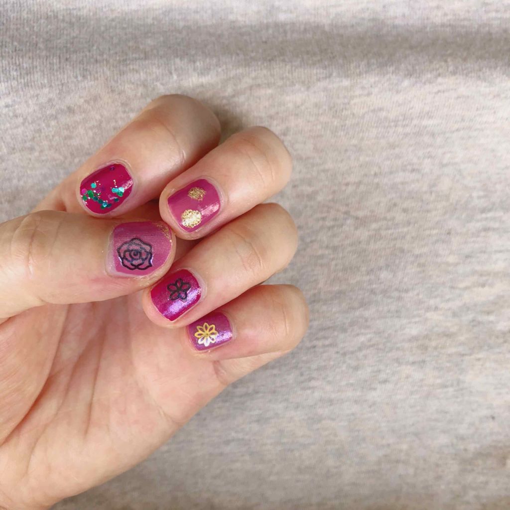 カラフルネイルズ/キャンメイク/マニキュアを使ったクチコミ（2枚目）