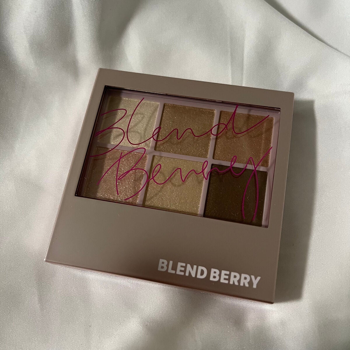 オーラクリエイション/BLEND BERRY/アイシャドウパレットを使ったクチコミ(2枚目)