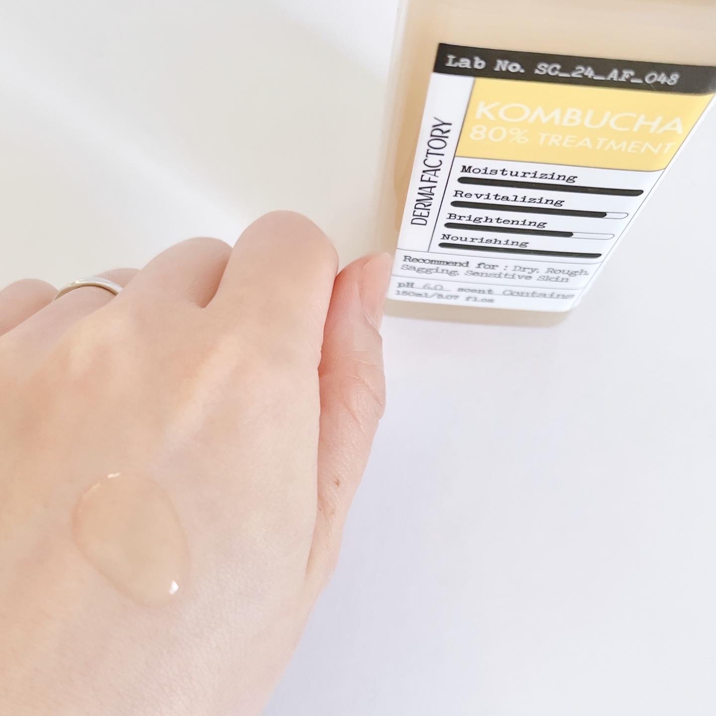 コンブチャ80%トリートメント/DERMA FACTORY/化粧水を使ったクチコミ（3枚目）