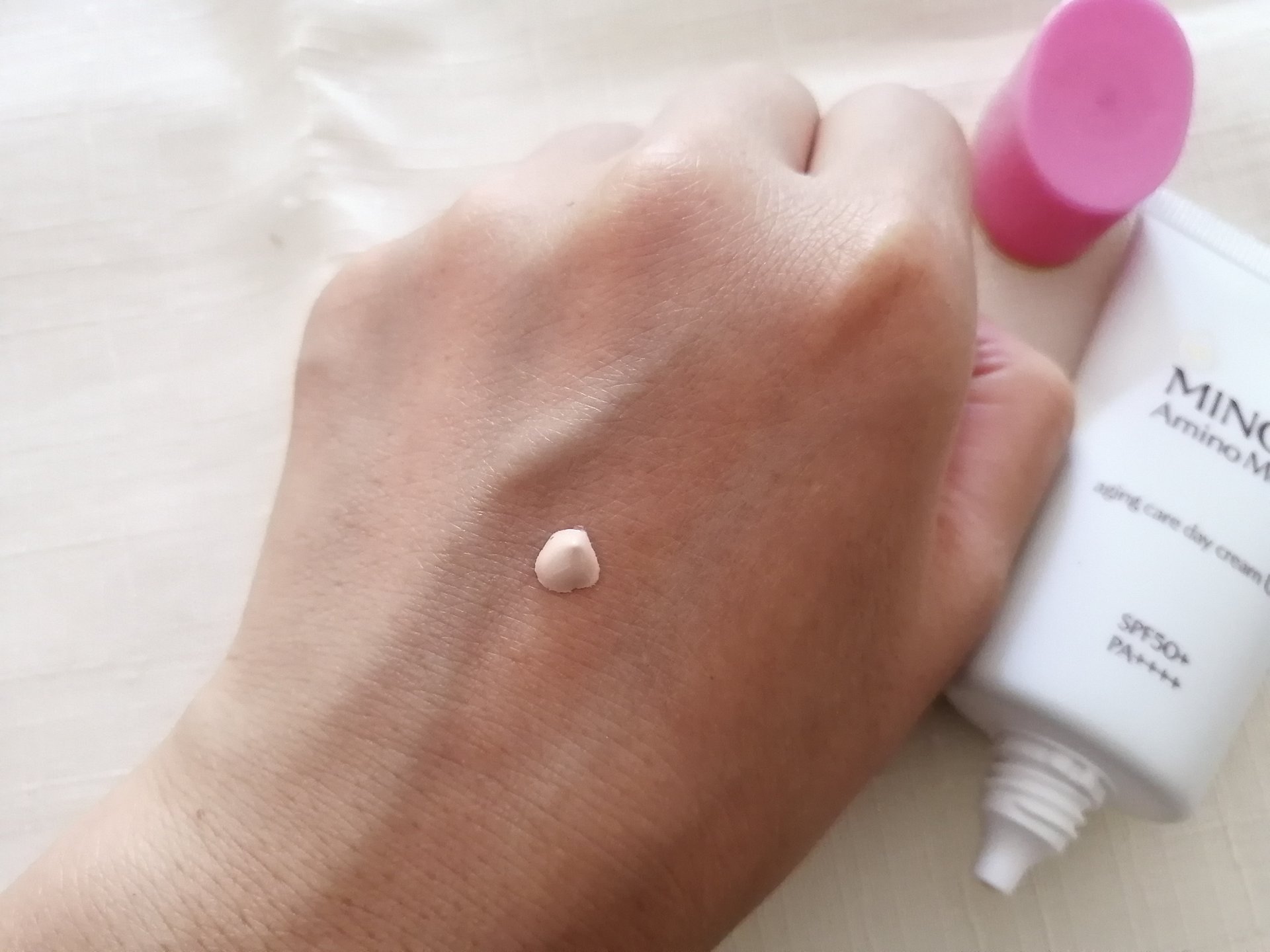 ミノン アミノモイスト エイジングケア デイクリームUV/ミノン/日焼け止めクリームを使ったクチコミ（3枚目）