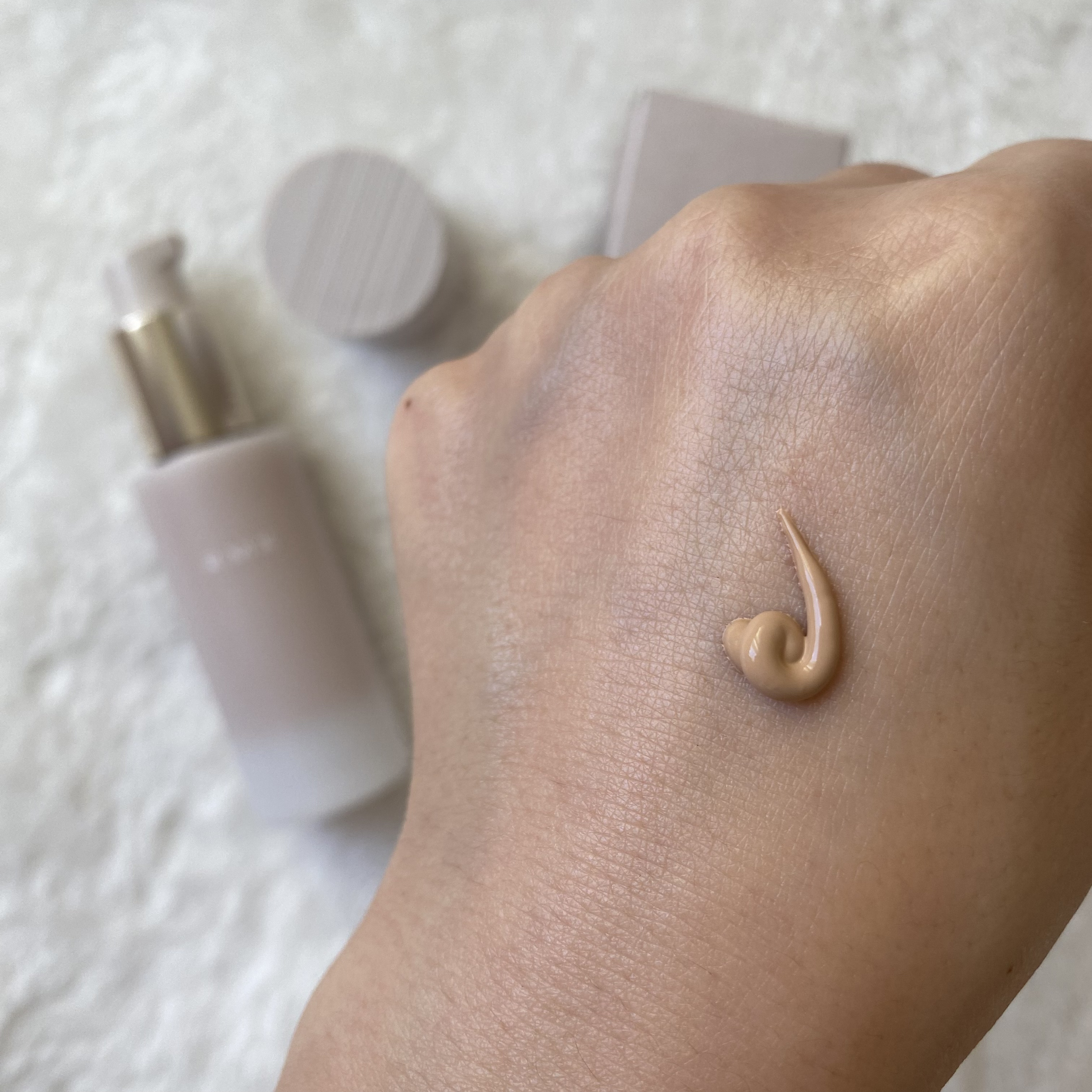 RMK ラスティング ジェルクリーミィファンデーション/RMK/クリーム・エマルジョンファンデーションを使ったクチコミ（2枚目）