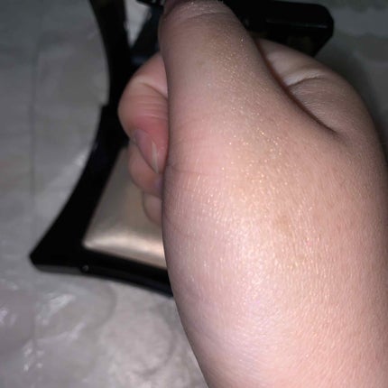 beyond powder/Illamasqua/パウダーハイライトを使ったクチコミ(3枚目)