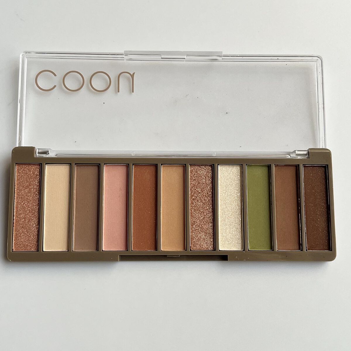 アイシャドウパレット/coou/アイシャドウパレットを使ったクチコミ（2枚目）