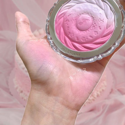 ジルスチュアート パステルペタル ブラッシュ 102 berry parfait ジルスチュアート パステルペタル ブラッシュ 102 berry parfait