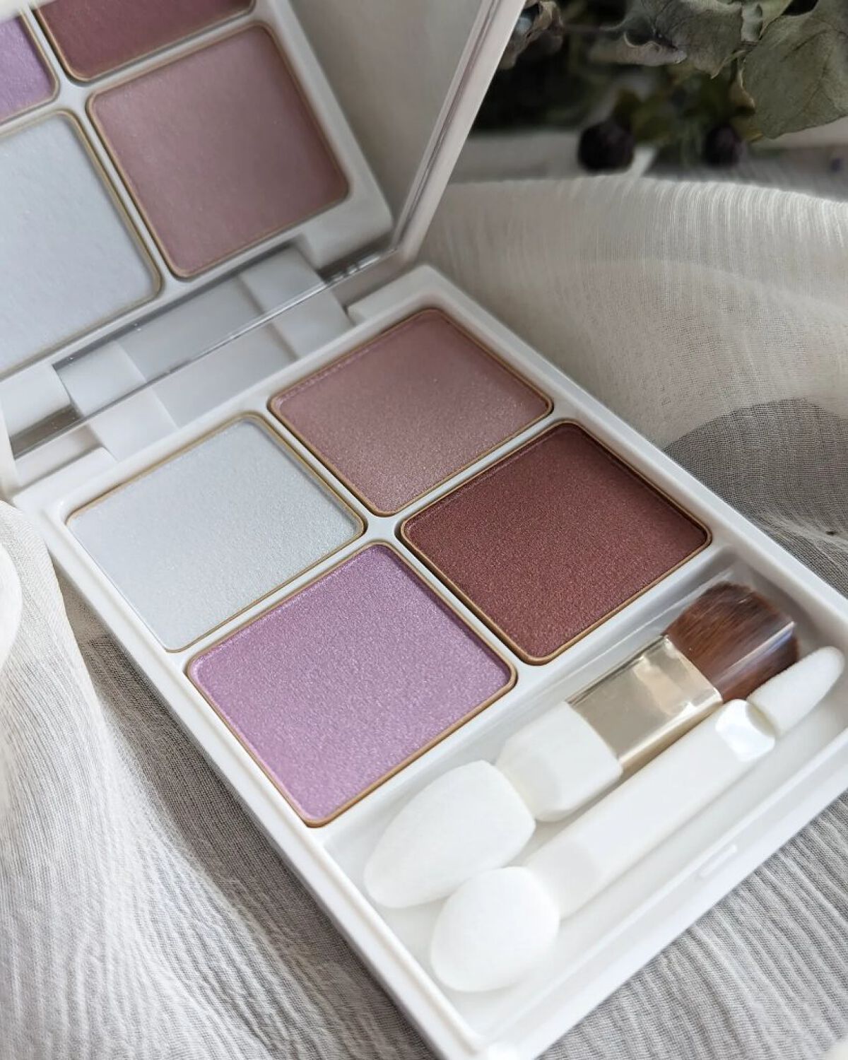 パーテシア ベーシック アイシャドウパレット/SOPHIE & MIRA/アイシャドウパレットを使ったクチコミ（2枚目）