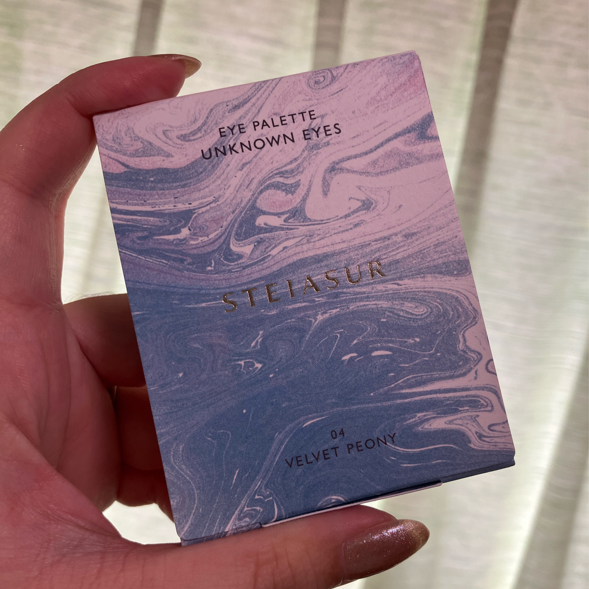アンノウンアイズ/STEIASUR（ステイアシュール）/アイシャドウパレットを使ったクチコミ（2枚目）