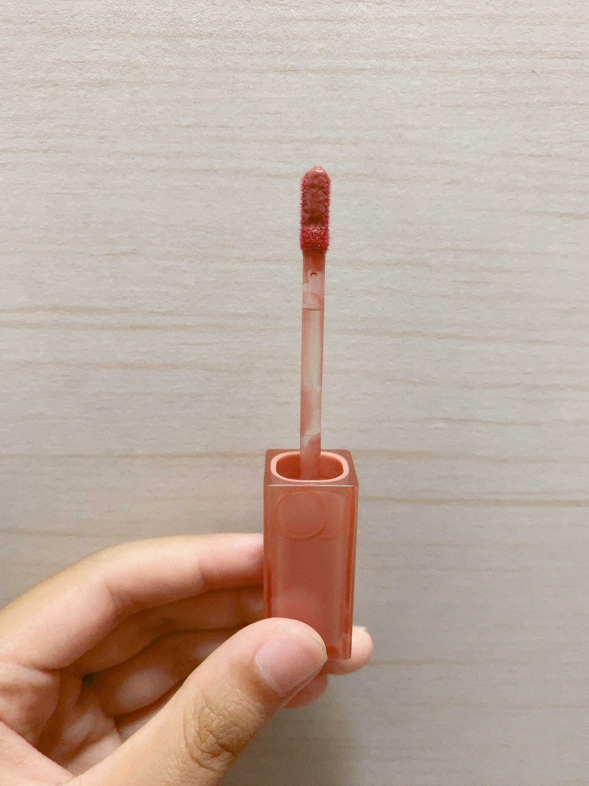 デュイフルウォーターティント/rom&nd/リップティントを使ったクチコミ（2枚目）