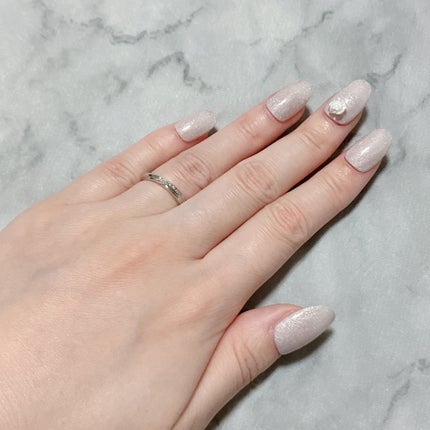 Ash* on LIPS 「本日のネイルです💅✧︎*。久し振りにマグネットネイルをしたもの..」(3枚目)