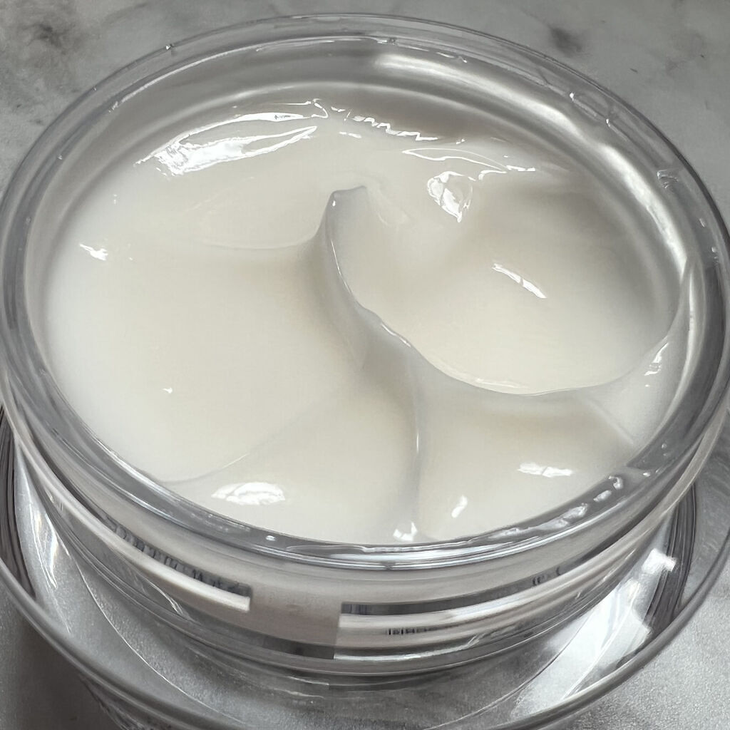 アドバンストリジュビネーションクリーム エンリッチ/MUNOAGE(ミューノアージュ)/フェイスクリームを使ったクチコミ（3枚目）