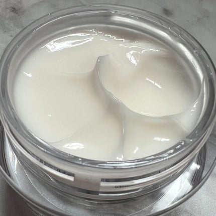 MUNOAGE(ミューノアージュ) アドバンストリジュビネーションクリーム エンリッチのクチコミ「MUNOAGEのアドバンストリジュビネーションクリーム エンリッチ。
EGFやビタミンE等注目.....」(3枚目)