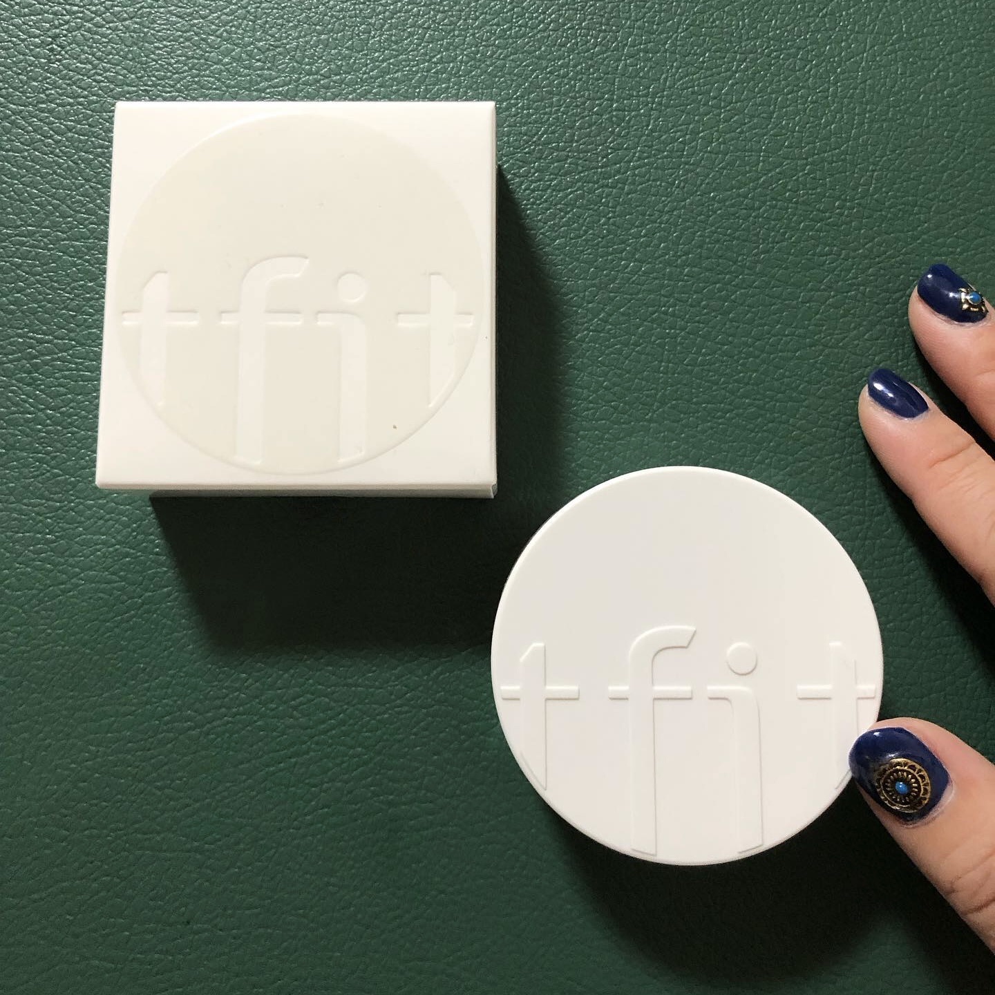 トランスルーセントセットフィニッシングパウダー/TFIT/ルースパウダーを使ったクチコミ（3枚目）