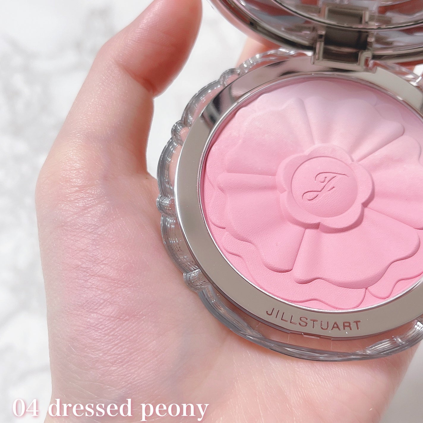 ジルスチュアート パステルペタル ブラッシュ/JILL STUART/パウダーチークを使ったクチコミ(4枚目)