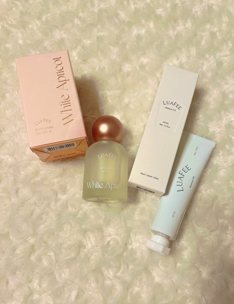 ソリッド パフューム ホワイトアプリコット/LUAFEE/練り香水を使ったクチコミ（1枚目）