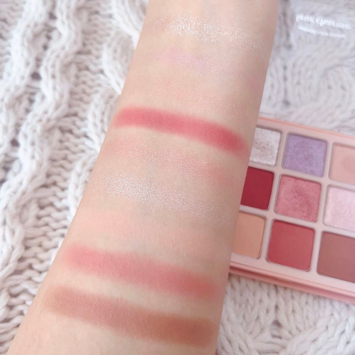 マテリアルカラーパレット/leur charme/アイシャドウパレットを使ったクチコミ(3枚目)