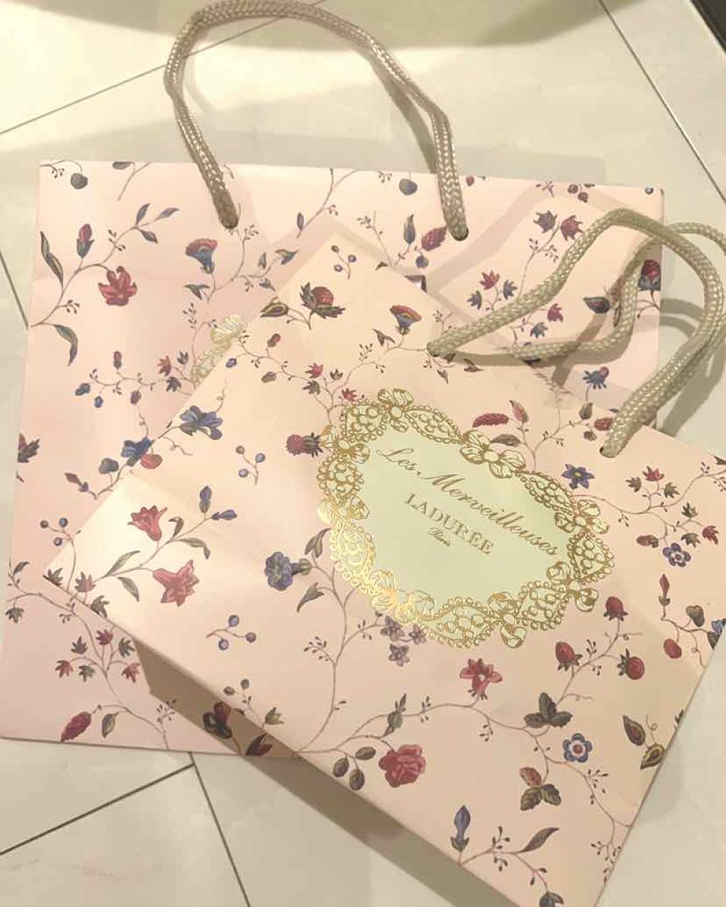 フェイス カラー ローズ ラデュレ(ミニ)/レ・メルヴェイユーズ ラデュレ/パウダーチークを使ったクチコミ(3枚目)