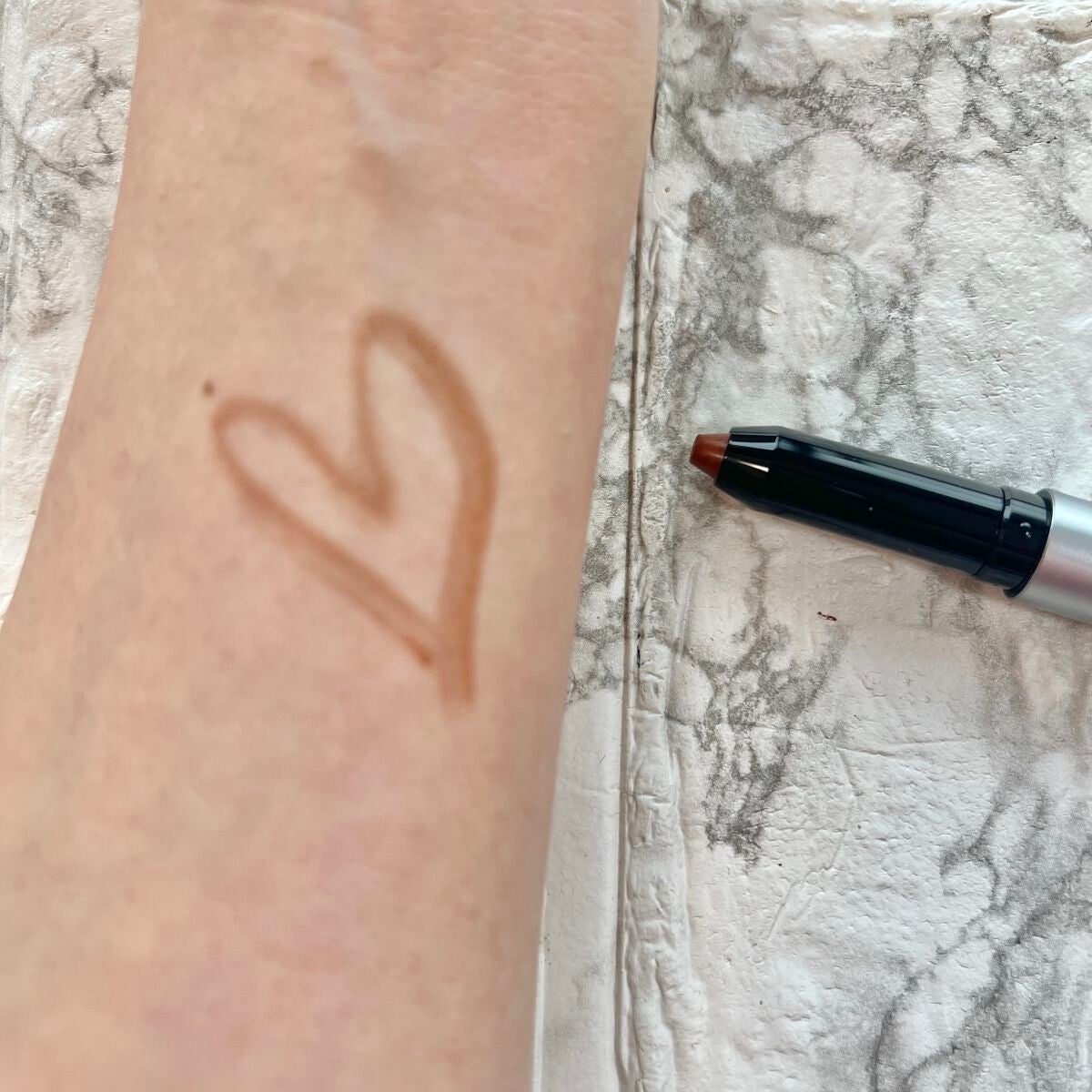 &be コントゥアペン/&be/シェーディングを使ったクチコミ(2枚目)