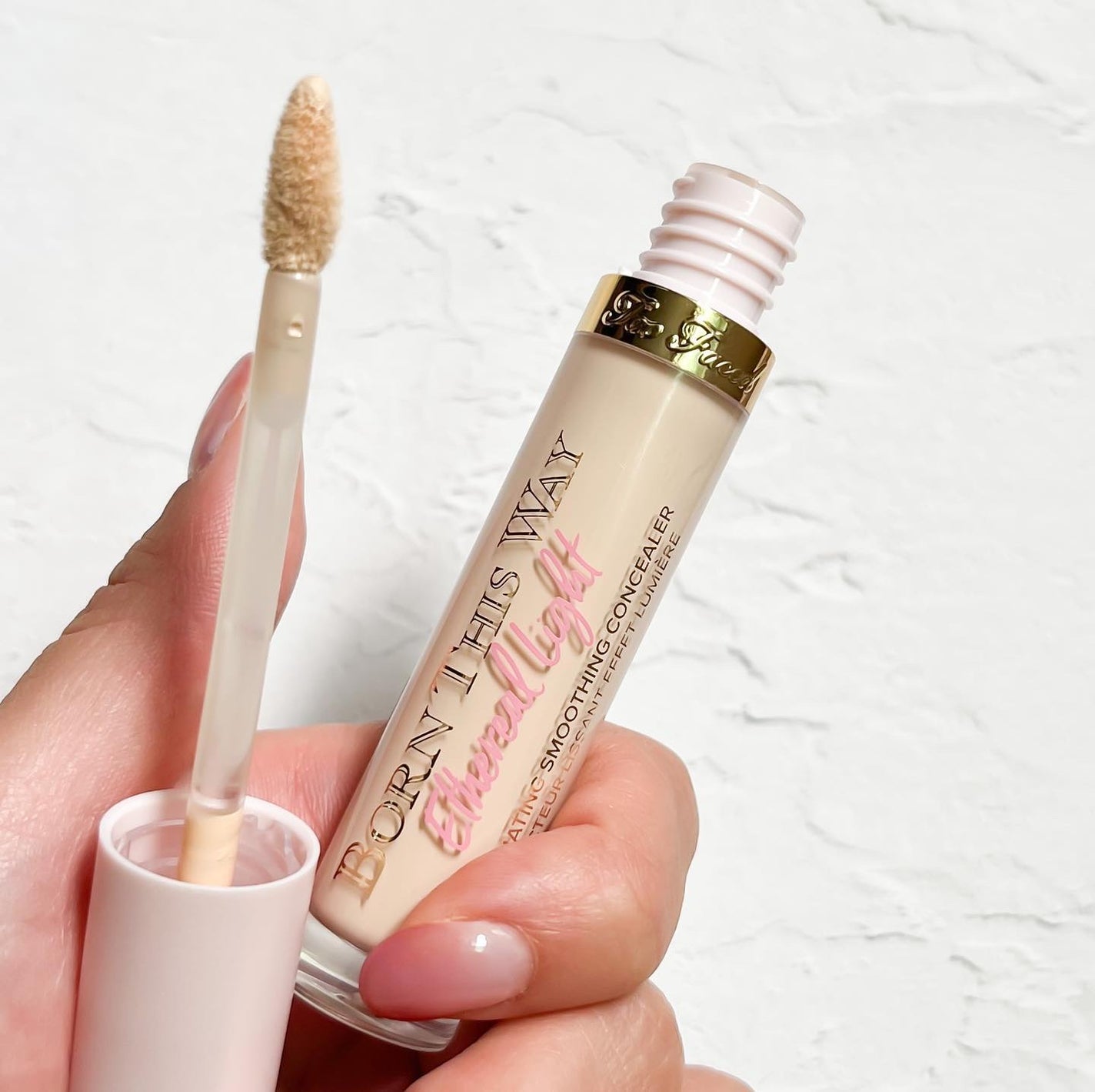 ボーン ディス ウェイ エセリアル ライト コンシーラー/Too Faced/リキッドコンシーラーを使ったクチコミ(5枚目)