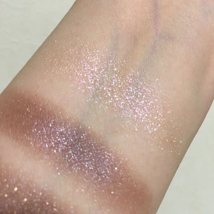 フラロッソ インテンソ アイシャドウ VI01/アスタリフト/アイシャドウパレットを使ったクチコミ(3枚目)