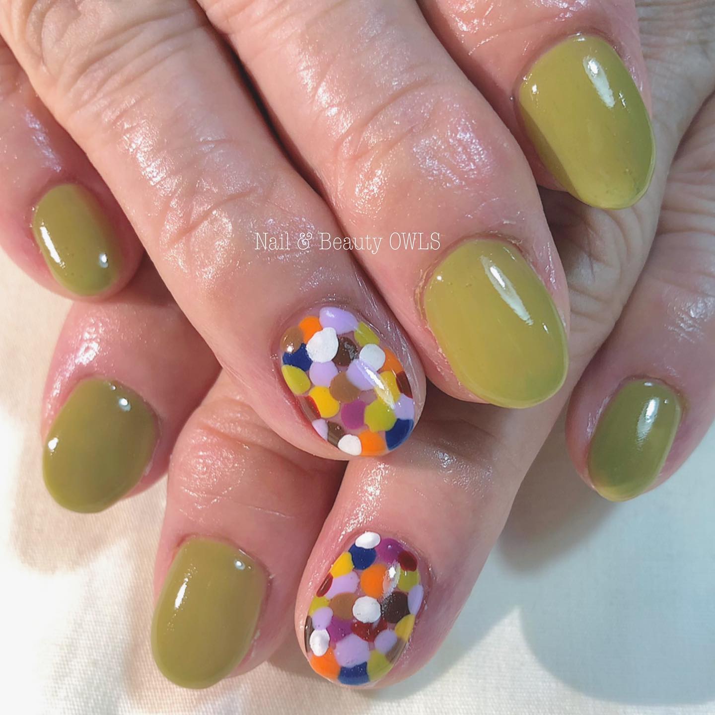 #カラフルネイル,#個性的ネイル,#個性派ネイル,#シンプルネイル,#ドットネイルのネイルデザイン