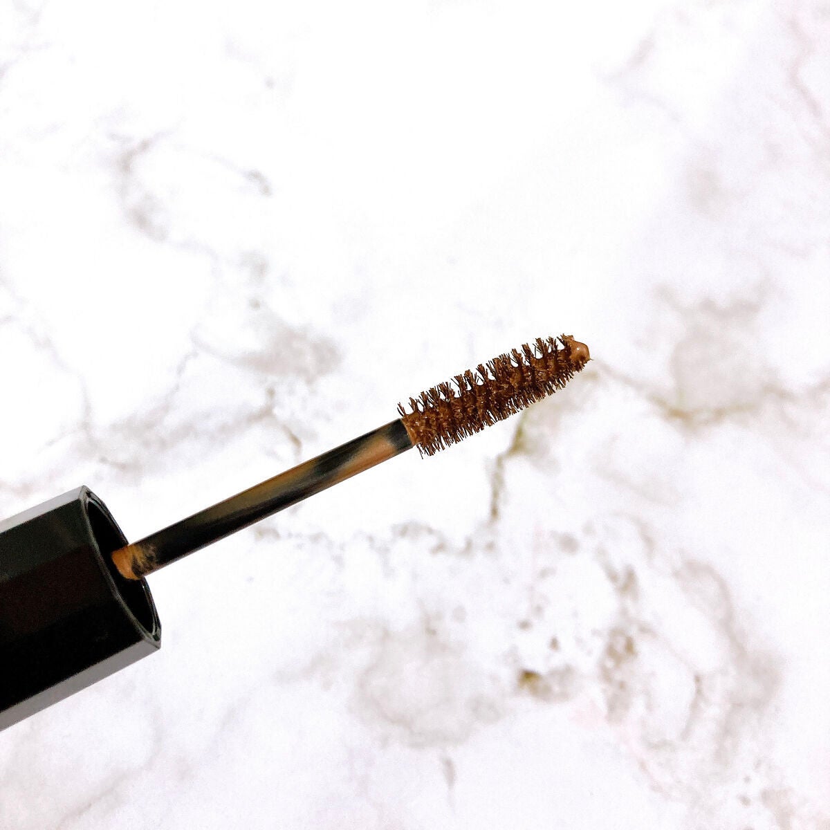 カラーリングアイブロウ/ヘビーローテーション/眉マスカラを使ったクチコミ(2枚目)