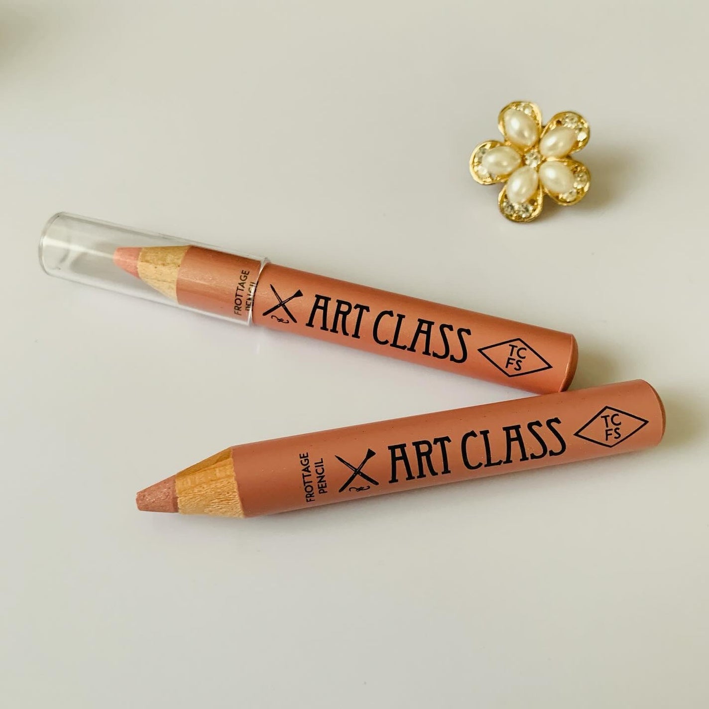 アートクラス フロッタージュペンシル/too cool for school/スティックアイシャドウを使ったクチコミ(1枚目)