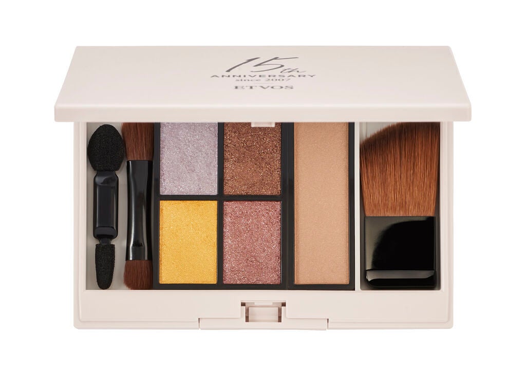 15thアニバーサリーミネラルアイ&チークカラーパレット パワーオブエトヴォス