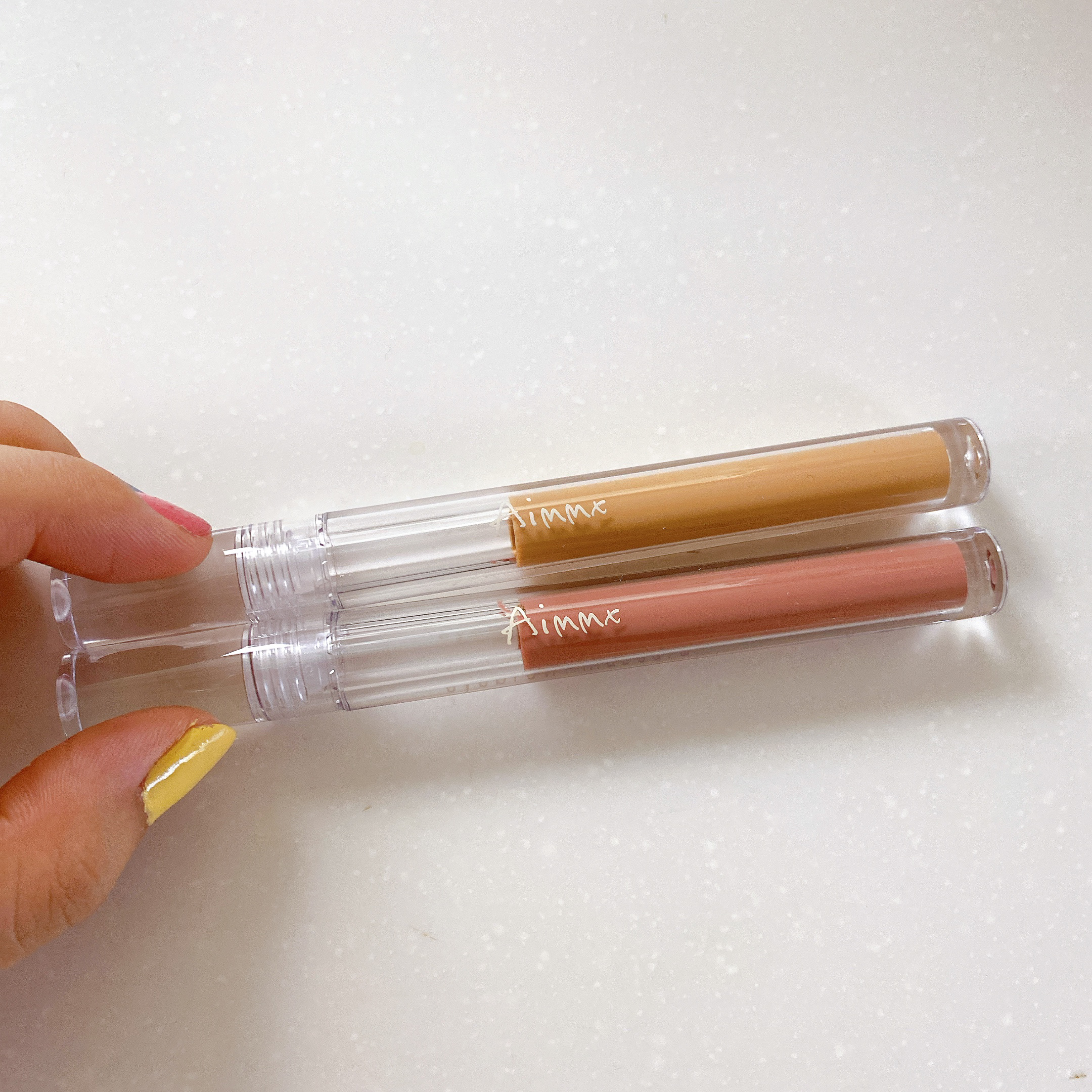 アイブロウマスカラ 04 FOGGY PINK（フォギーピンク）/Aimmx/眉マスカラを使ったクチコミ（2枚目）