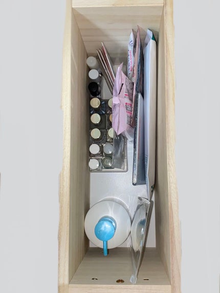 white on LIPS 「今日は17回目の投稿です❗️2020年 ありがとうございました..」(5枚目)