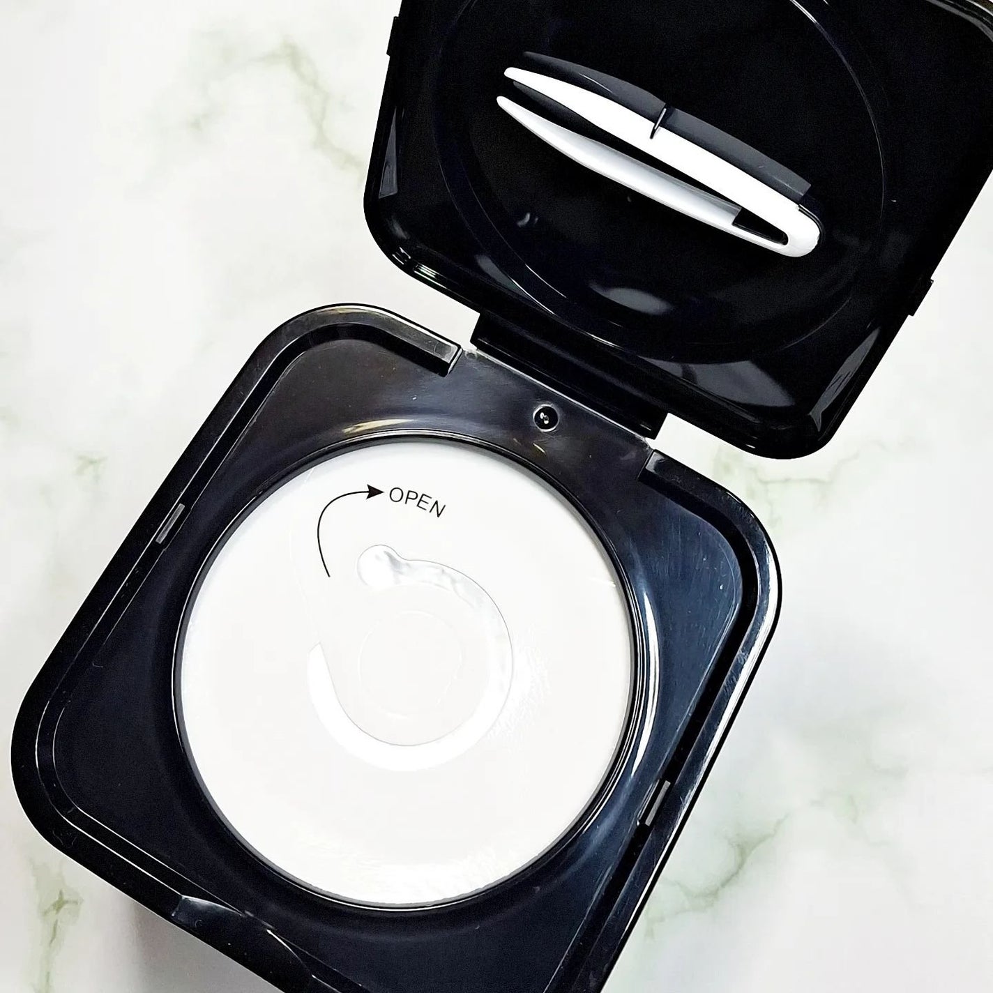 プレミアムイデベノンブラックベリーコンプレックスアンプルマスク/MARY&MAY/シートマスク・パックを使ったクチコミ(3枚目)