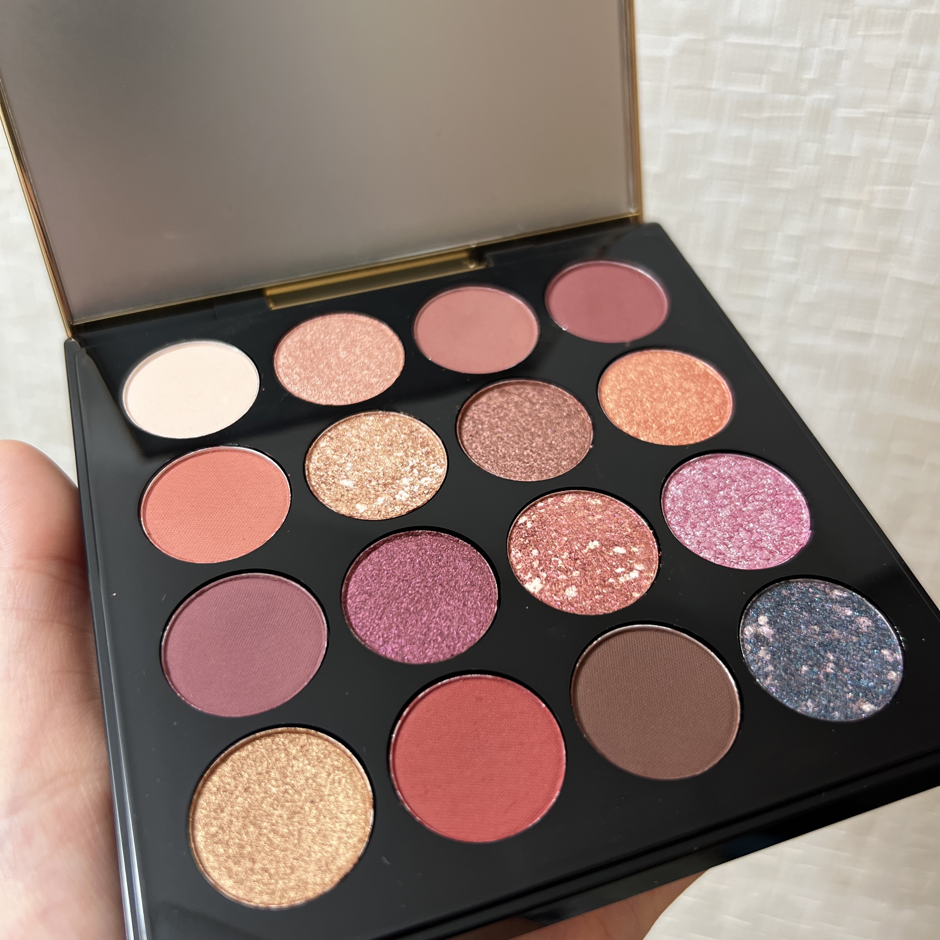 大英博物館 エジプトシリーズ アイシャドウパレット 02 スカラベ/ZEESEA/アイシャドウパレットを使ったクチコミ（1枚目）