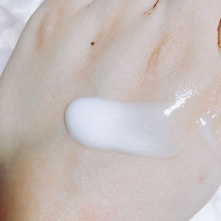 クリスタルブルーム パフュームド ボディローション/JILL STUART/ボディローションを使ったクチコミ(4枚目)