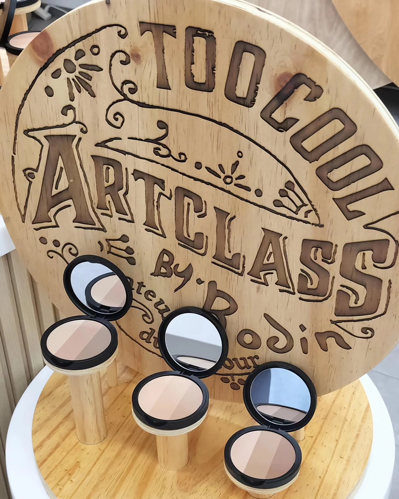 アートクラスバイロダン シェーディング/too cool for school/シェーディングを使ったクチコミ（1枚目）