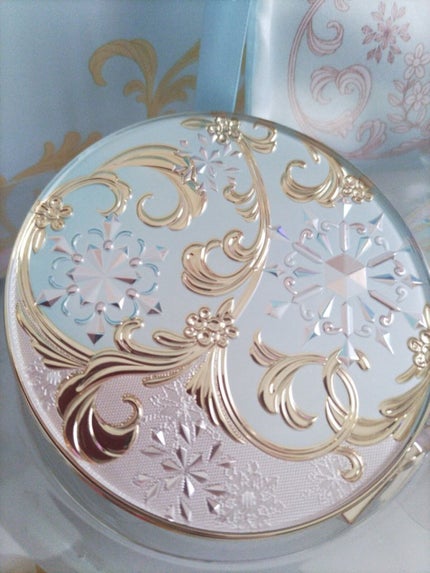 スノービューティー ホワイトニング スキンケアパウダーP2021 /スノービューティー/プレストパウダーを使ったクチコミ(2枚目)