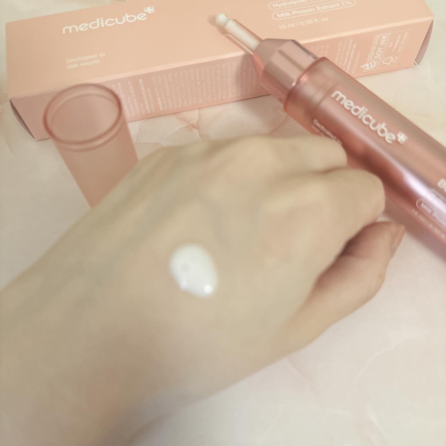 コラーゲングローブースターセラム/MEDICUBE/美容液を使ったクチコミ（3枚目）