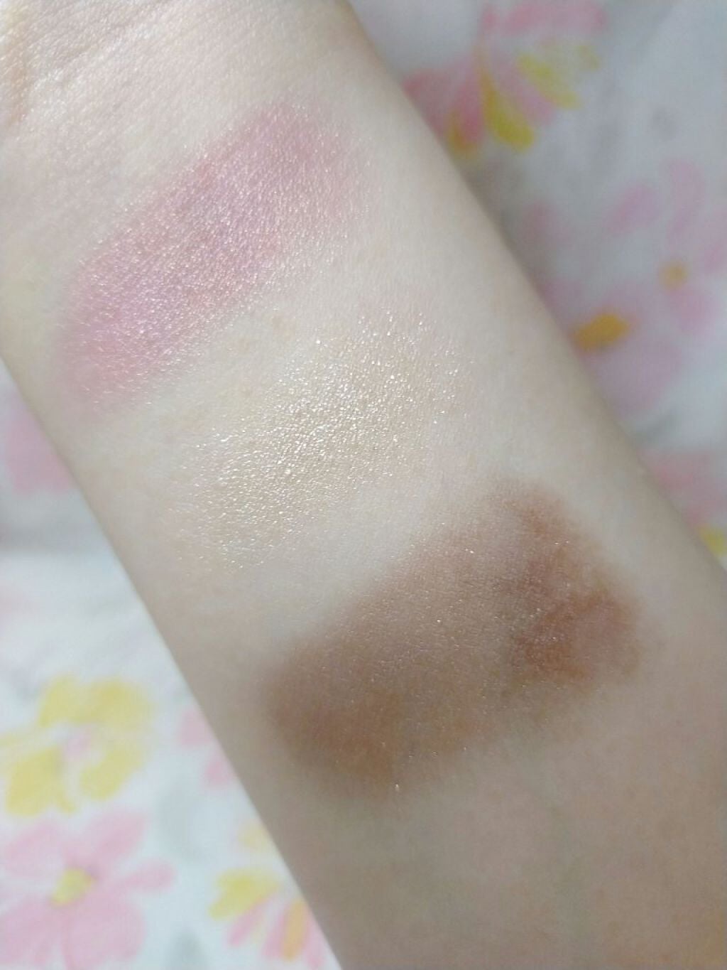 ジューシーピュアアイズ/キャンメイク/アイシャドウパレットを使ったクチコミ(6枚目)