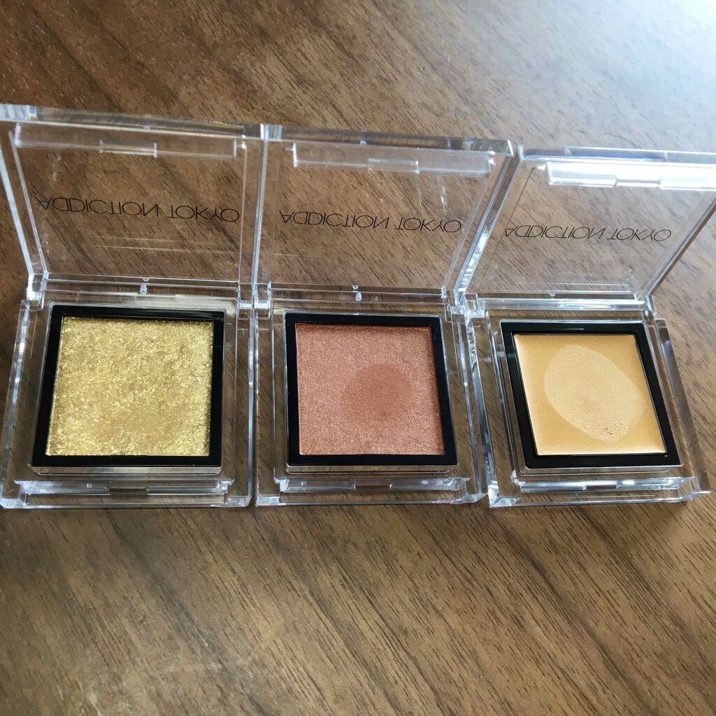 ザ アイシャドウ L 172 Vimana Gold/ADDICTION/単色アイシャドウを使ったクチコミ（2枚目）