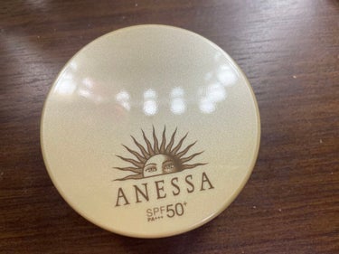 

日焼け止めを買いに行ったら
ANESSAからオールインワンビューティーパクトが出ていたので買いました～🐱💕

使うのが楽しみだな～💓