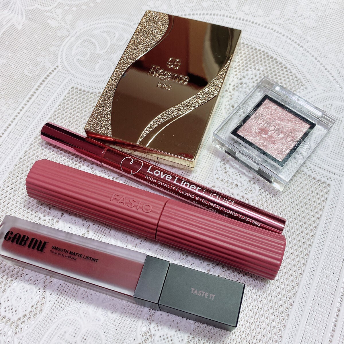 エレガンス ヌーヴェル アイズ/Elégance/アイシャドウパレットを使ったクチコミ(5枚目)