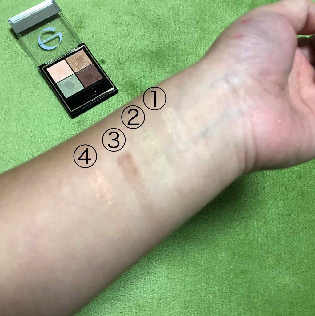 リアルクローズシャドウ/excel/アイシャドウパレットを使ったクチコミ(3枚目)