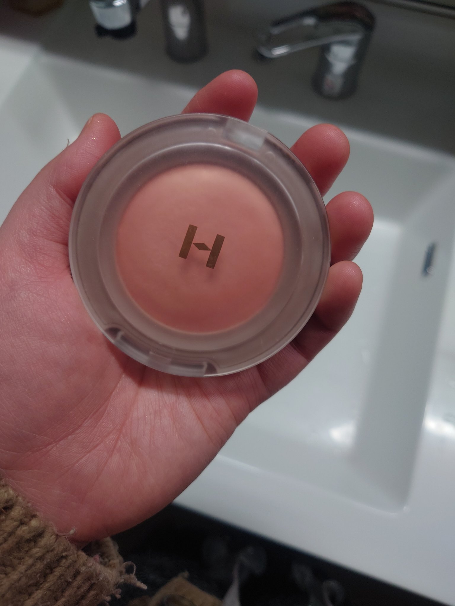 トゥルーディメンショングロウチーク/hince/パウダーチークを使ったクチコミ（1枚目）