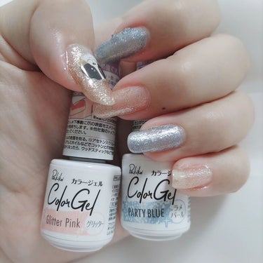 キャンドゥ Parkikoi カラージェルのクチコミ「早速、昨日買ったネイルでネイルしました💅
キャンドゥのグリッターとかラメって細かくてキラキラし.....」（1枚目）