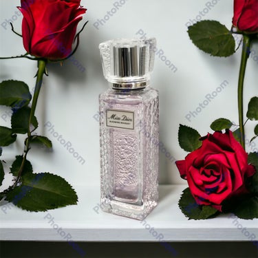 Dior ミス ディオール ブルーミング ブーケ ローラー パールのクチコミ「人気のミスディオールの香水💖

こちらはロールタイプで
手首や首筋になめらかにフィットしてくれ.....」（1枚目）